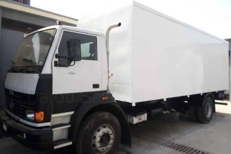Camion Tata Caisse Tôlée A
